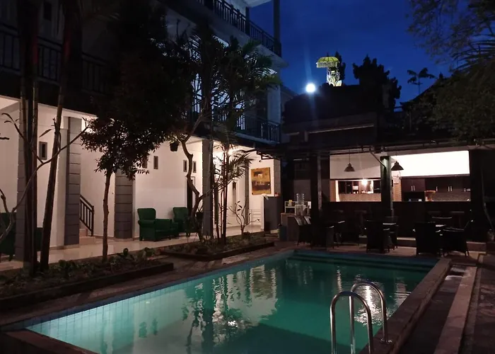 Romano House *